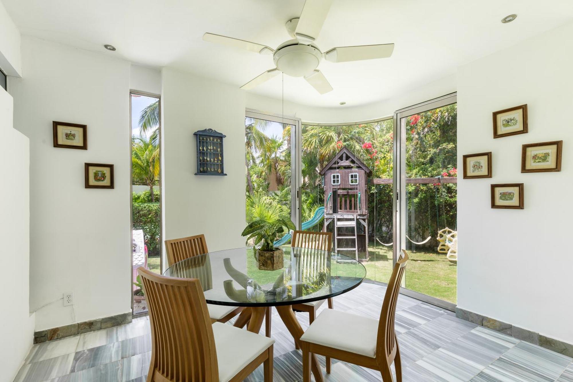 Large House - Walking To Beach - 10 Guests! 칸쿤 외부 사진